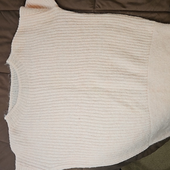 Sweater - Picture 2 of 4